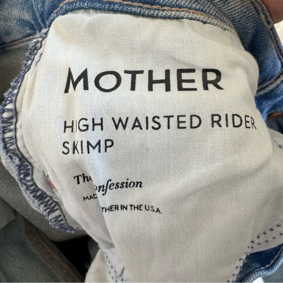 Mother High Waisted Rider Skimp Jeans in The Confession Wash - Picture 9 of 15